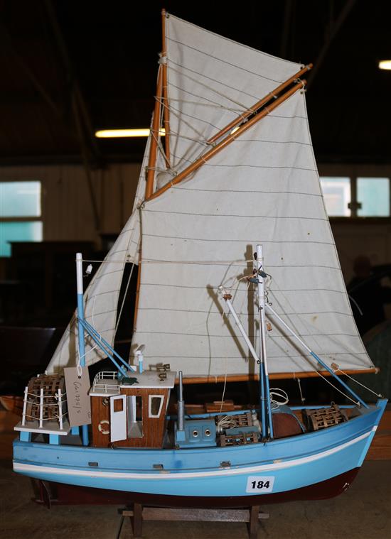 2 models of boats